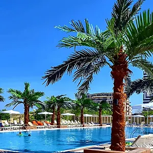 4* Отель Europe & Casino